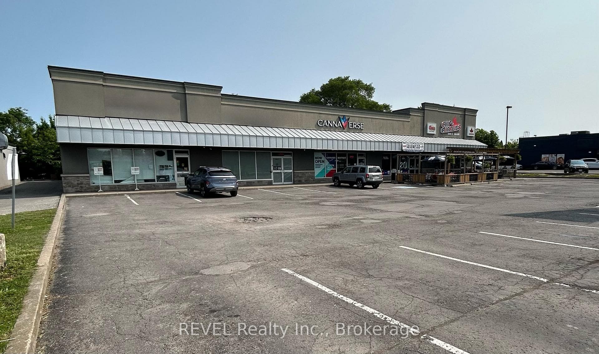 8189 Lundys Lane 2, Niagara Falls, ON L2H 1H3, Niagara Falls — photo 1