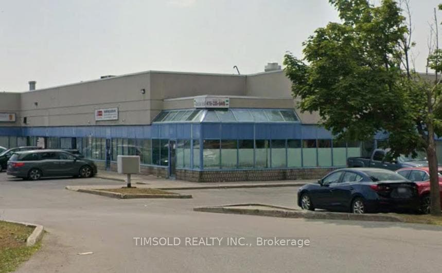 501 Passmore Avenue 14, Toronto, ON M1V 5G4, Toronto E07 — photo 1