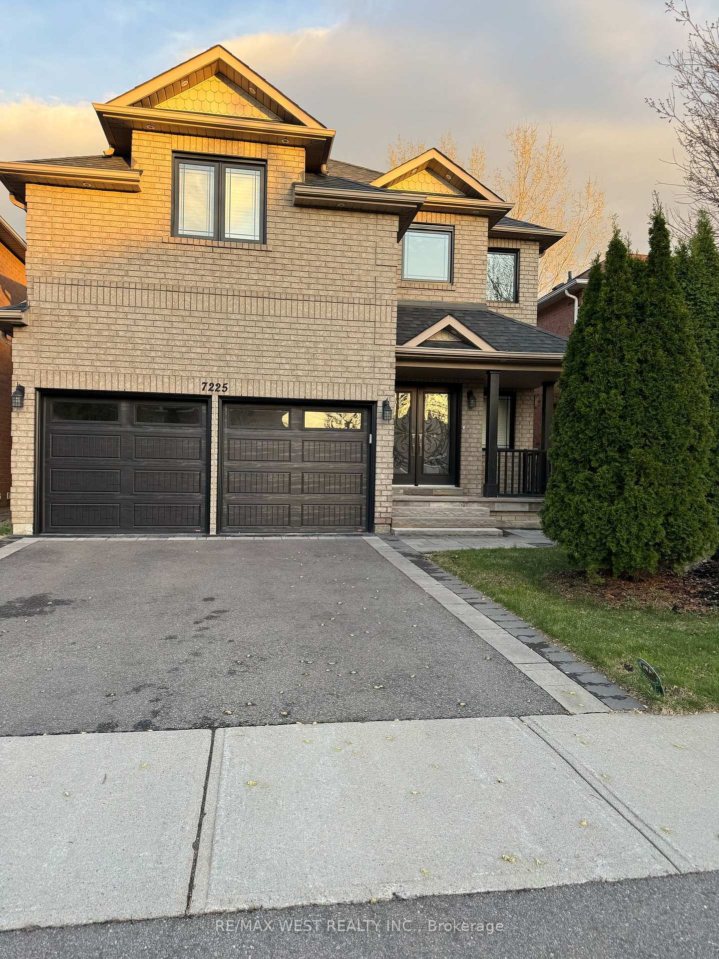7225 Dime Crescent Bsmt, Mississauga, ON L5W 1K5, Mississauga — photo 1