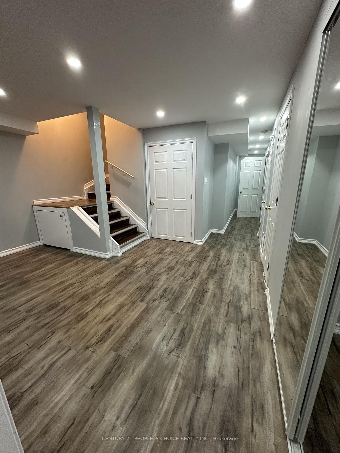 233 Powell Street Bsmt, Brantford, ON N3T 0J3, Brantford — photo 1