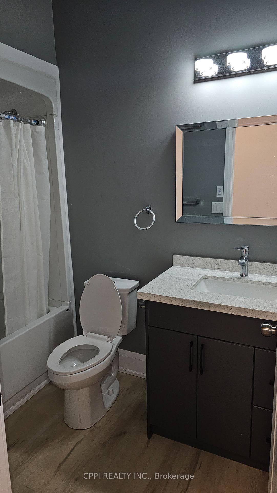 255 Emerick Avenue 218, Fort Erie, ON L2A 2W4, Fort Erie — photo 1