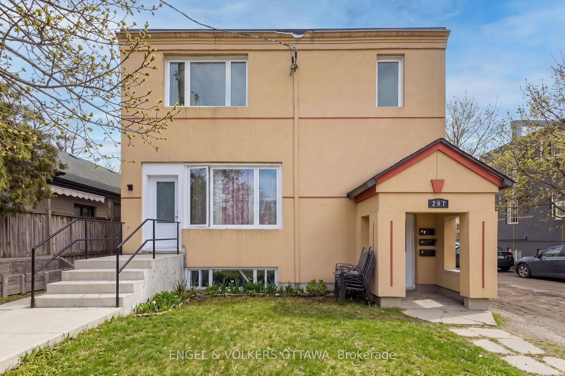 287 St Laurent Boulevard 1, Manor Park - Cardinal Glen and Area, ON K1K 2Z3, Manor Park - Cardinal Glen and Area — photo 1