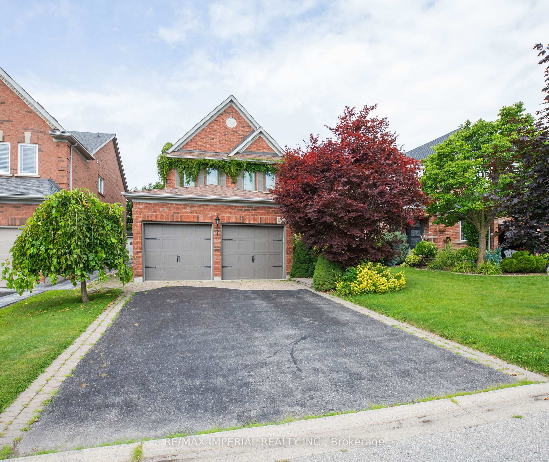 18 Windbreak Crescent, Whitby, ON L1P 1P8, Whitby — фото 1