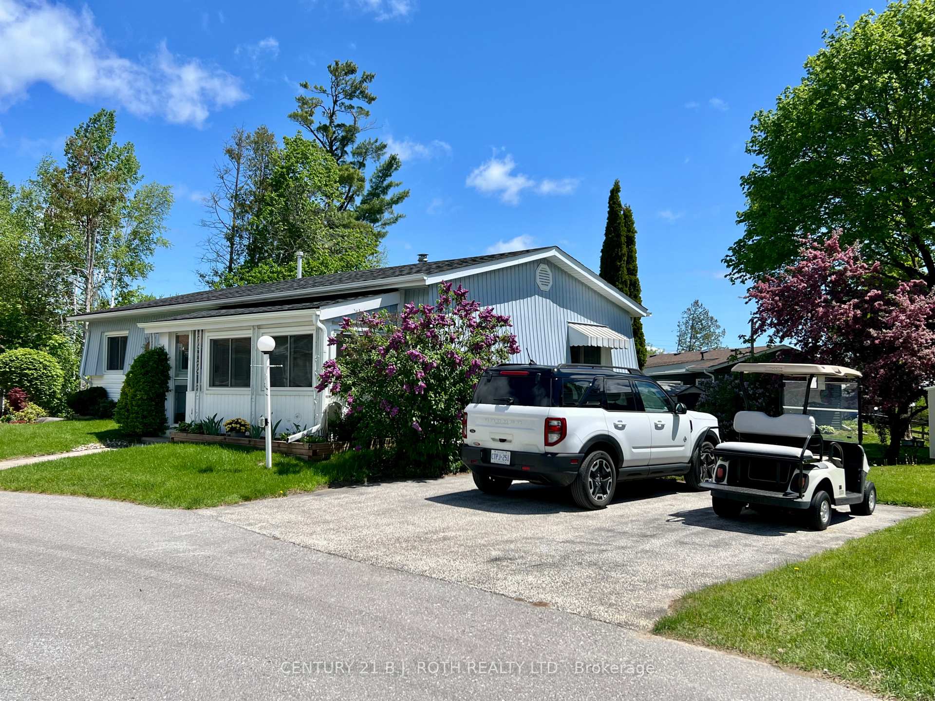 1 Nectarine Court, Innisfil, ON L9S 1M4, Innisfil — photo 1