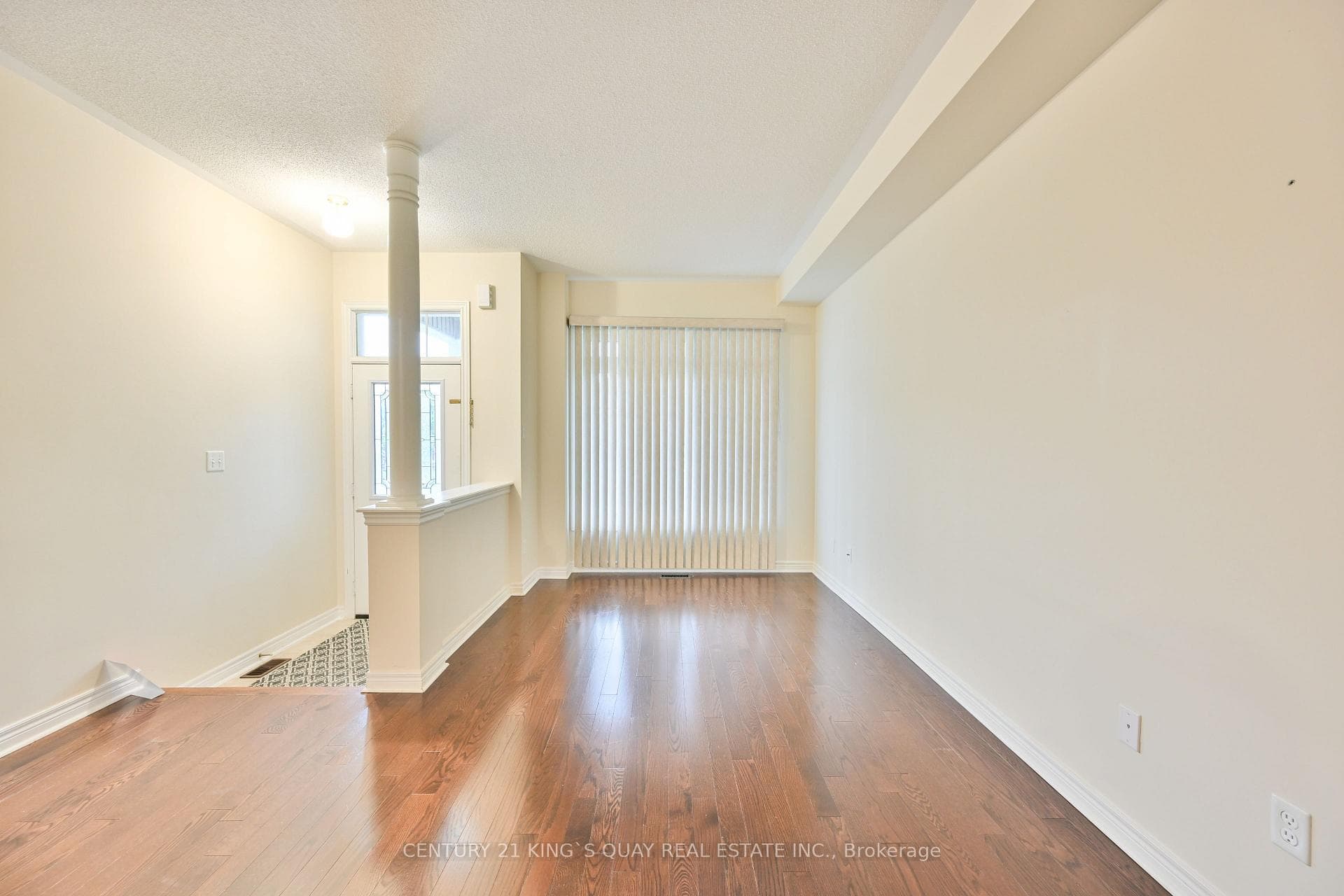 10 Lundigan Drive, Georgina, ON L4P 0C3, Georgina — photo 1