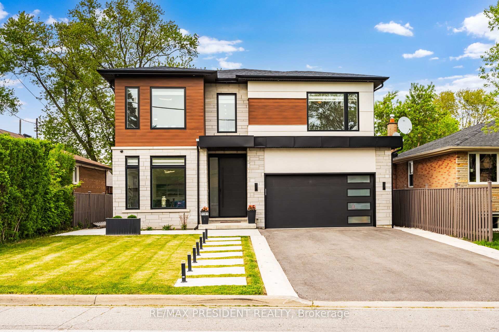 1081 Ogden Avenue, Mississauga, ON L5E 2G7, Mississauga — photo 1