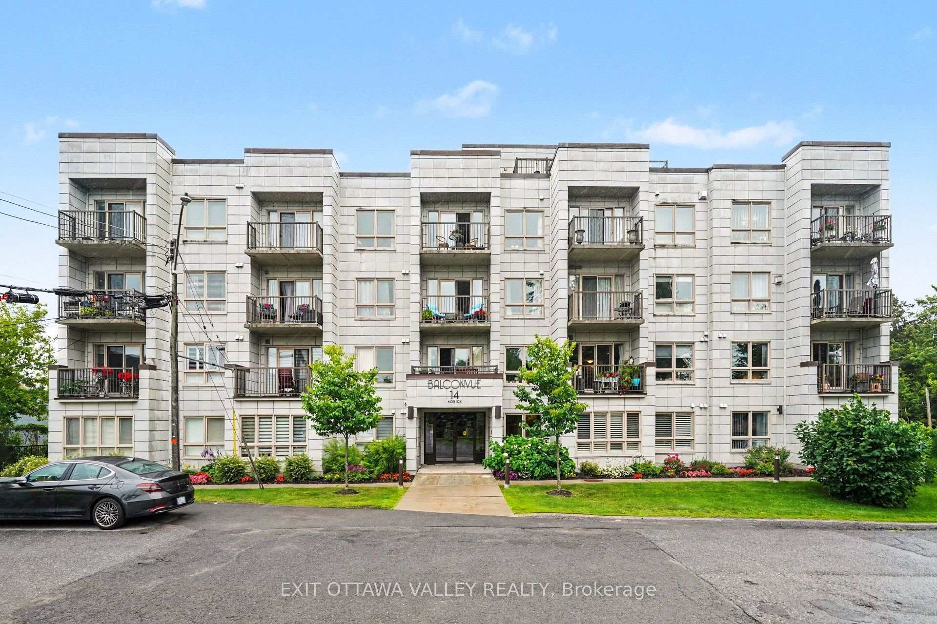 14 Norice Street 208, Meadowlands - Crestview and Area, ON K2G 2X4, Meadowlands - Crestview and Area — photo 1