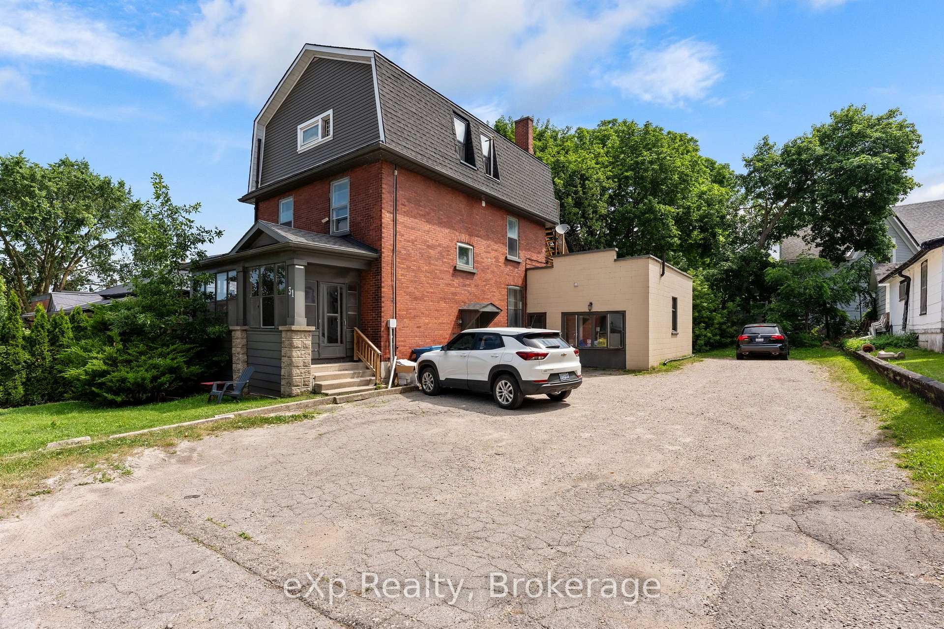 31 Waterloo Street S, Stratford, ON N5A 4A5, Stratford — photo 1