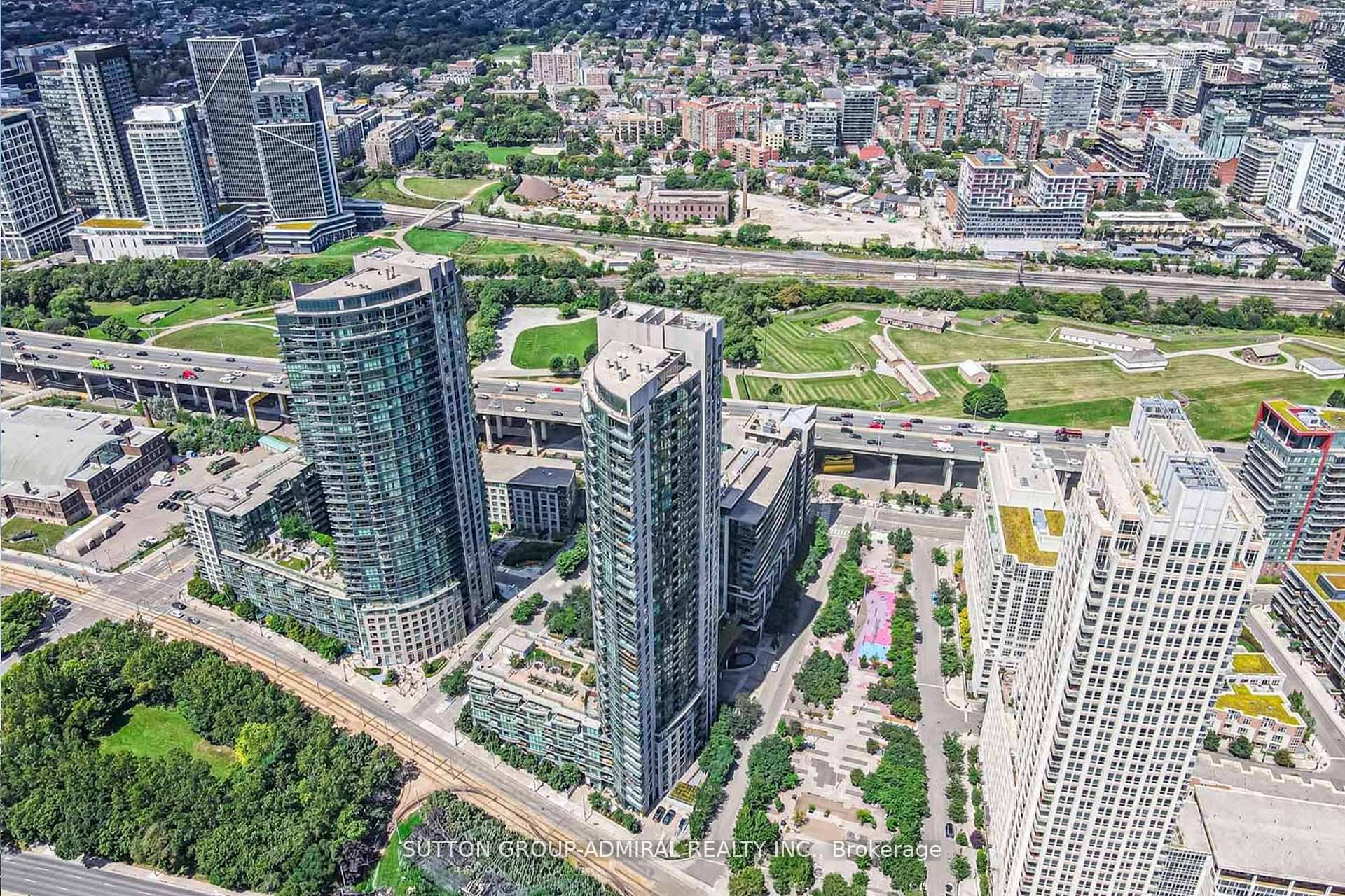 215 Fort York Boulevard 2601, Toronto, ON M5V 4A2, Toronto C01 — photo 1