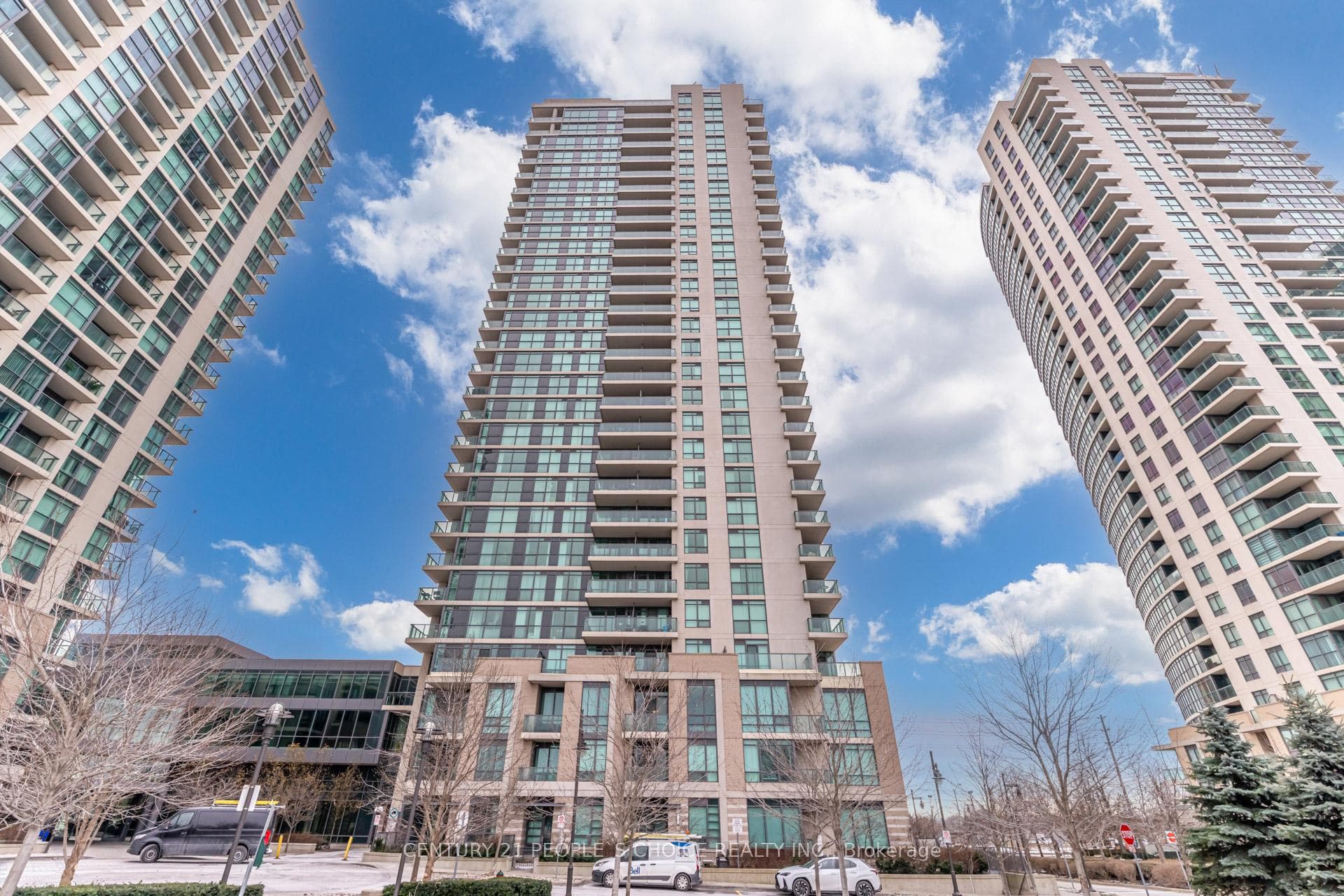 215 Sherway Gardens Road 2005, Toronto, ON M9C 0A5, Toronto W08 — photo 1