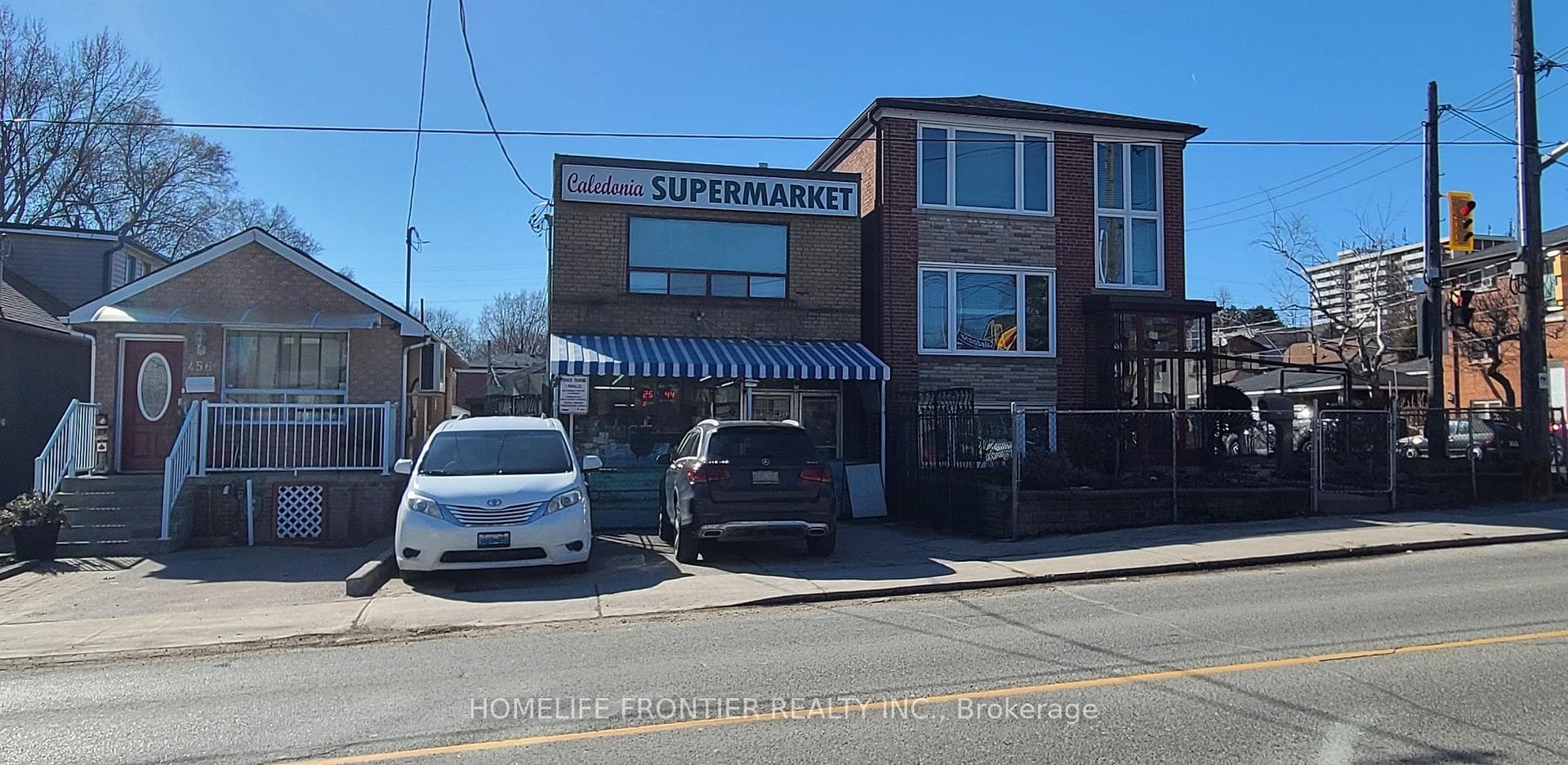 458 Caledonia Road, Toronto, ON M6E 4T8, Toronto W03 — photo 1