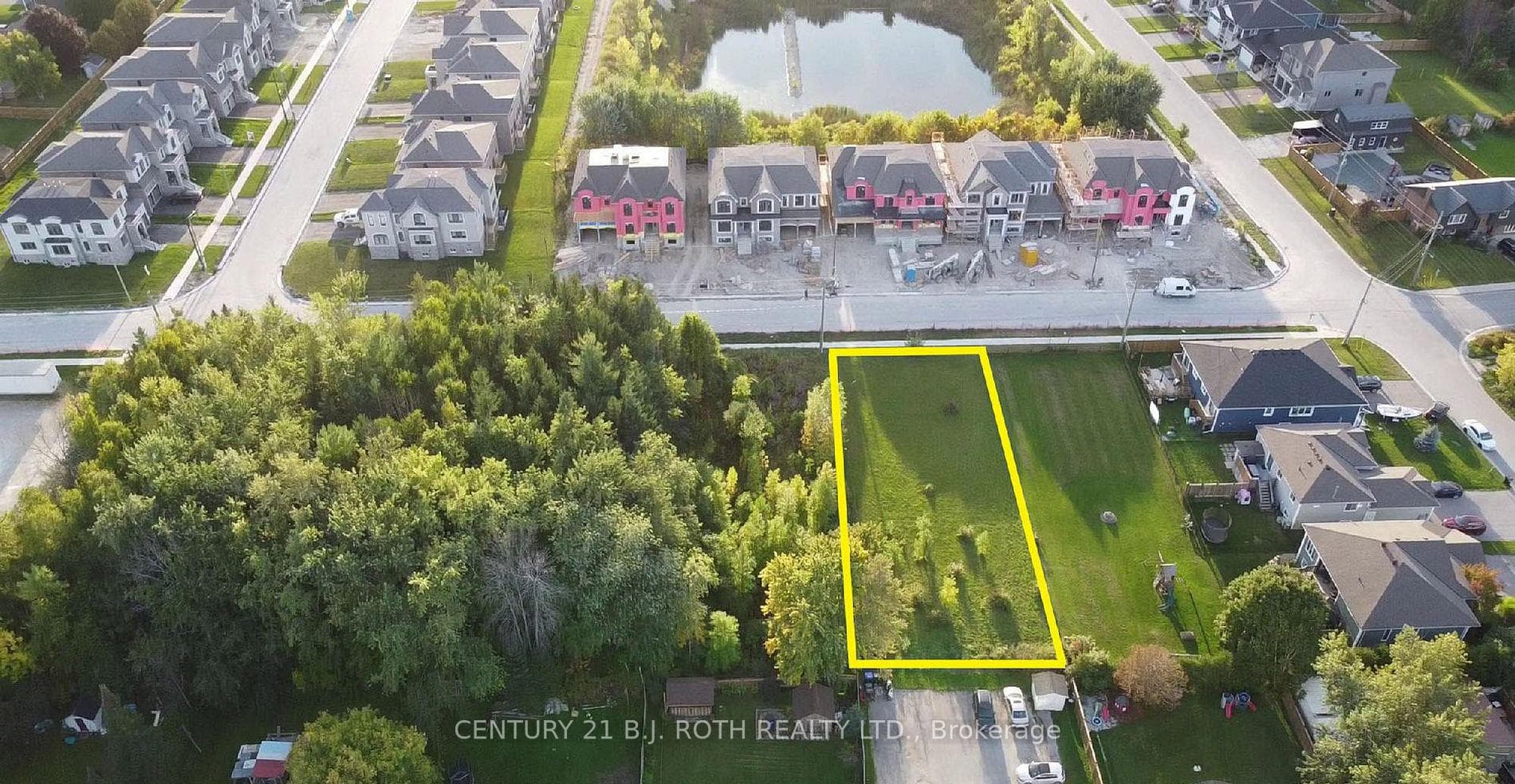210 Sutherland Street S, Clearview, ON L0M 1S0, Clearview — photo 1