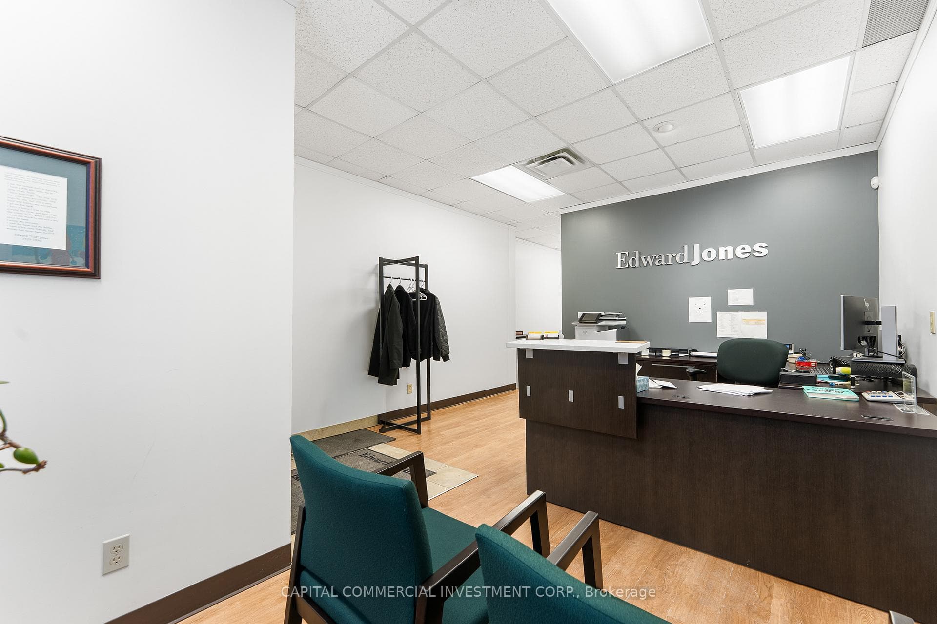 266 Beechwood Avenue, Vanier and Kingsview Park, ON K1L 8A6, Vanier and Kingsview Park — photo 1