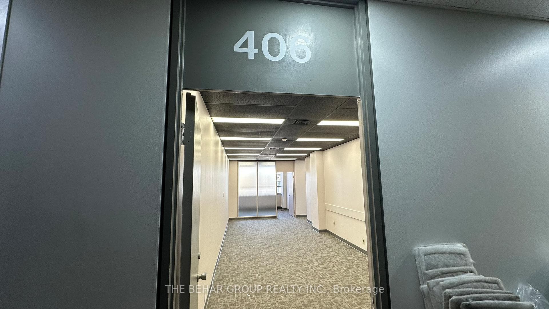 15 Gervais Drive 406, Toronto, ON M3C 1Y8, Toronto C13 — photo 1