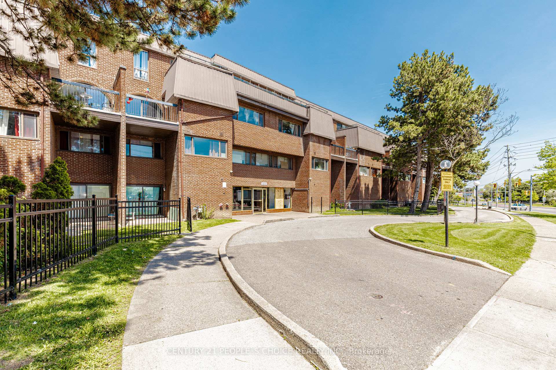 3455 Morning Star Drive 219, Mississauga, ON L4T 3T9, Mississauga — photo 1