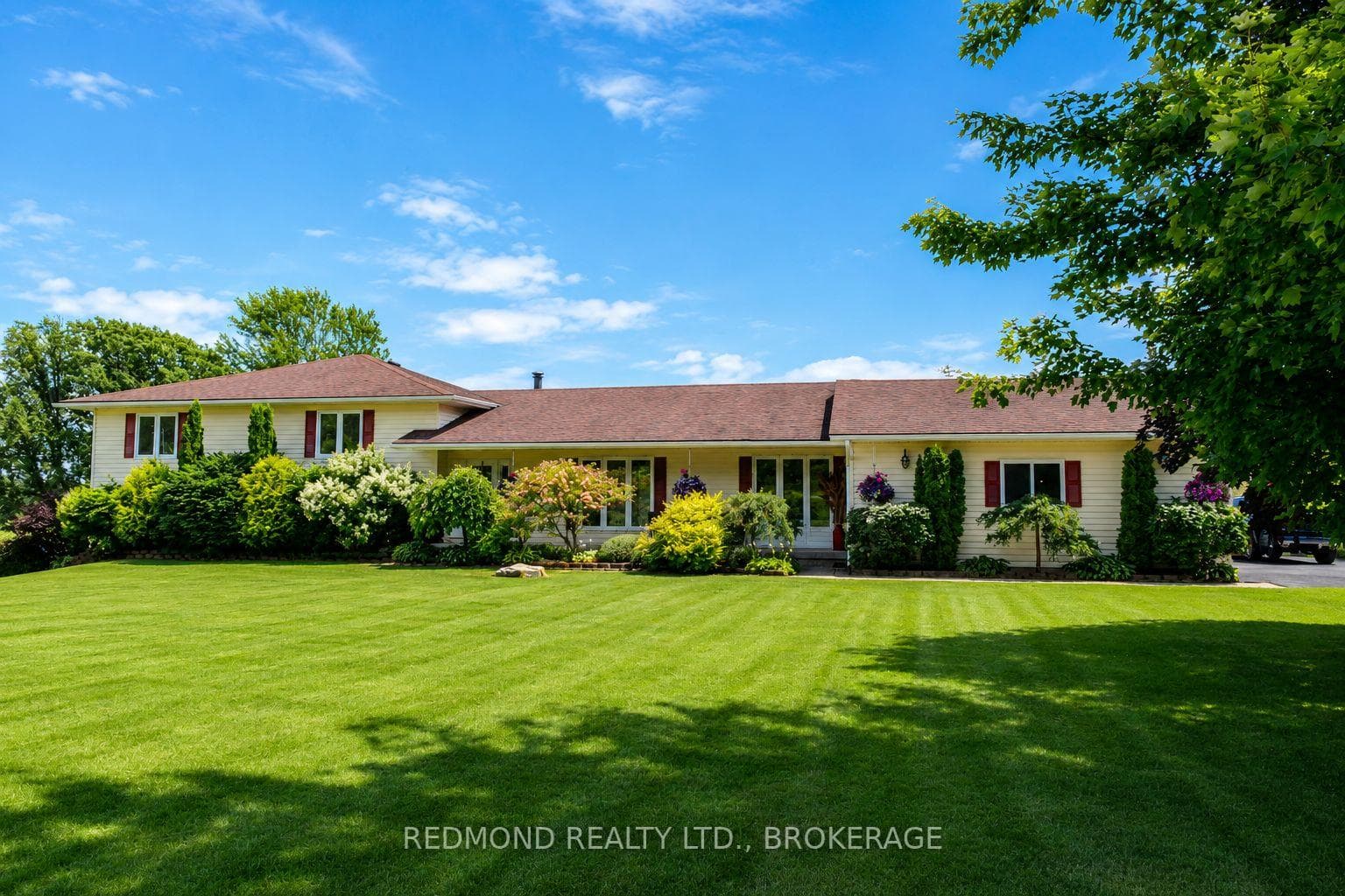 449 County 2 Road, Front of Leeds & Seeleys Bay, ON K7G 2V4, Front of Leeds & Seeleys Bay — photo 1