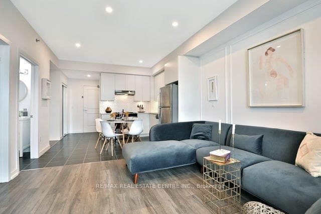 2490 Old Bronte Road 318, Oakville, ON L6M 0Y5, Oakville — photo 1