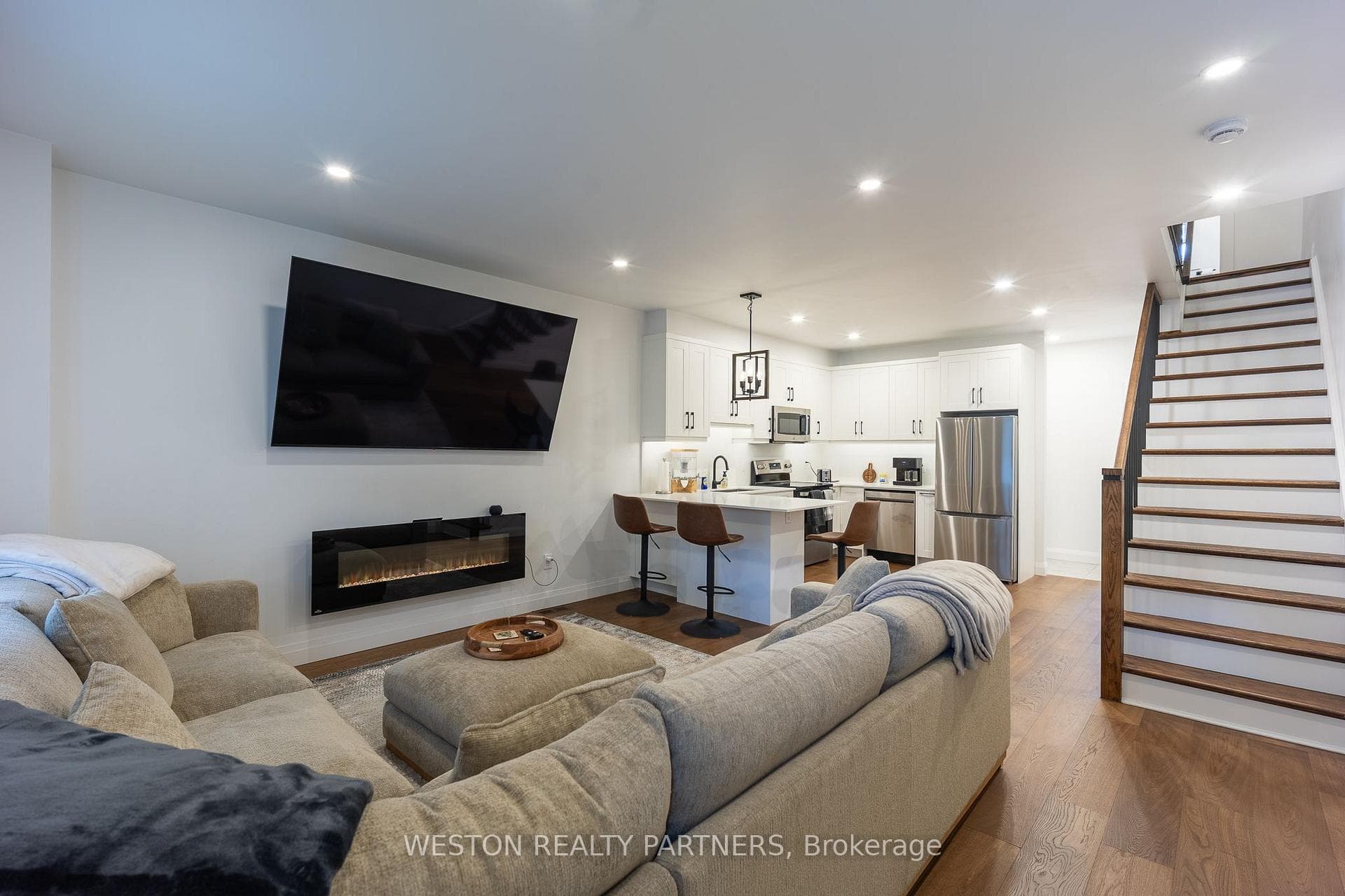 62 Francis Street, Hamilton, ON L8L 3V3, Hamilton — photo 1