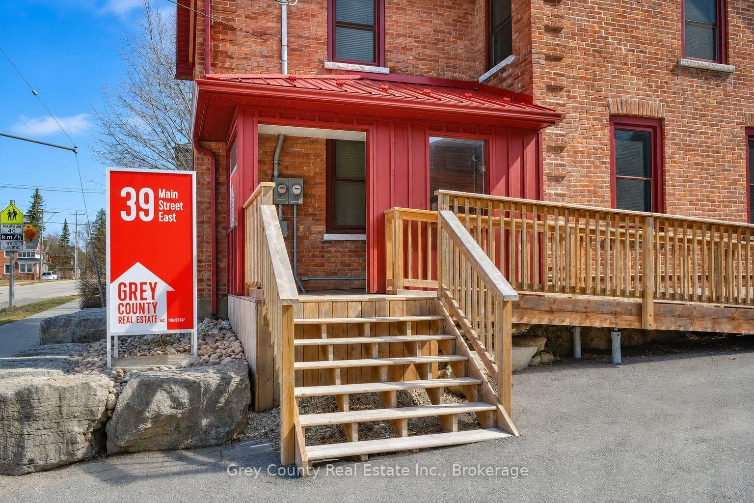 39 Main Street E A, Grey Highlands, ON N0C 1H0, Grey Highlands — photo 1