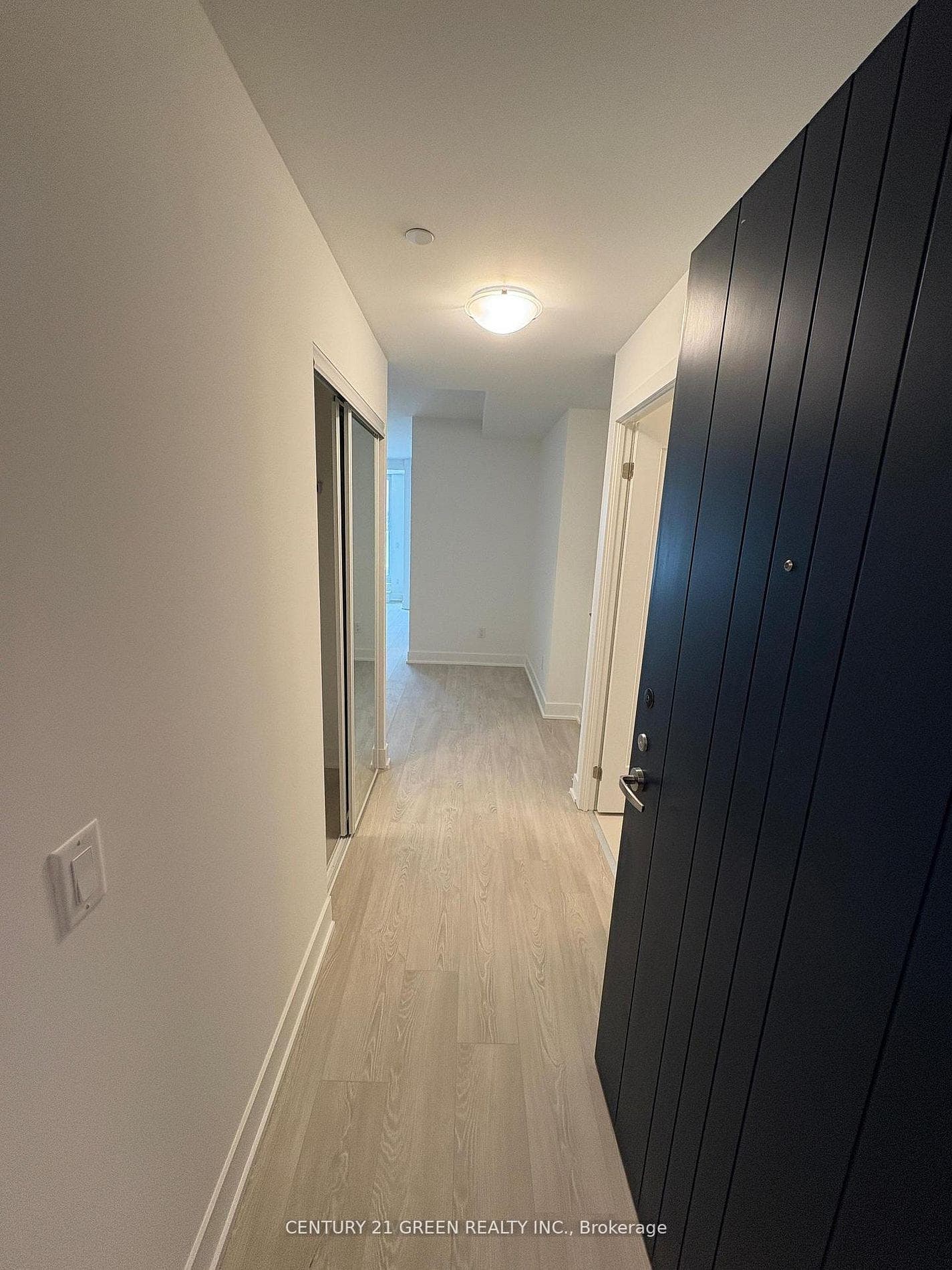 2545 Simcoe Street N 219, Oshawa, ON L1L 0W3, Oshawa — photo 1