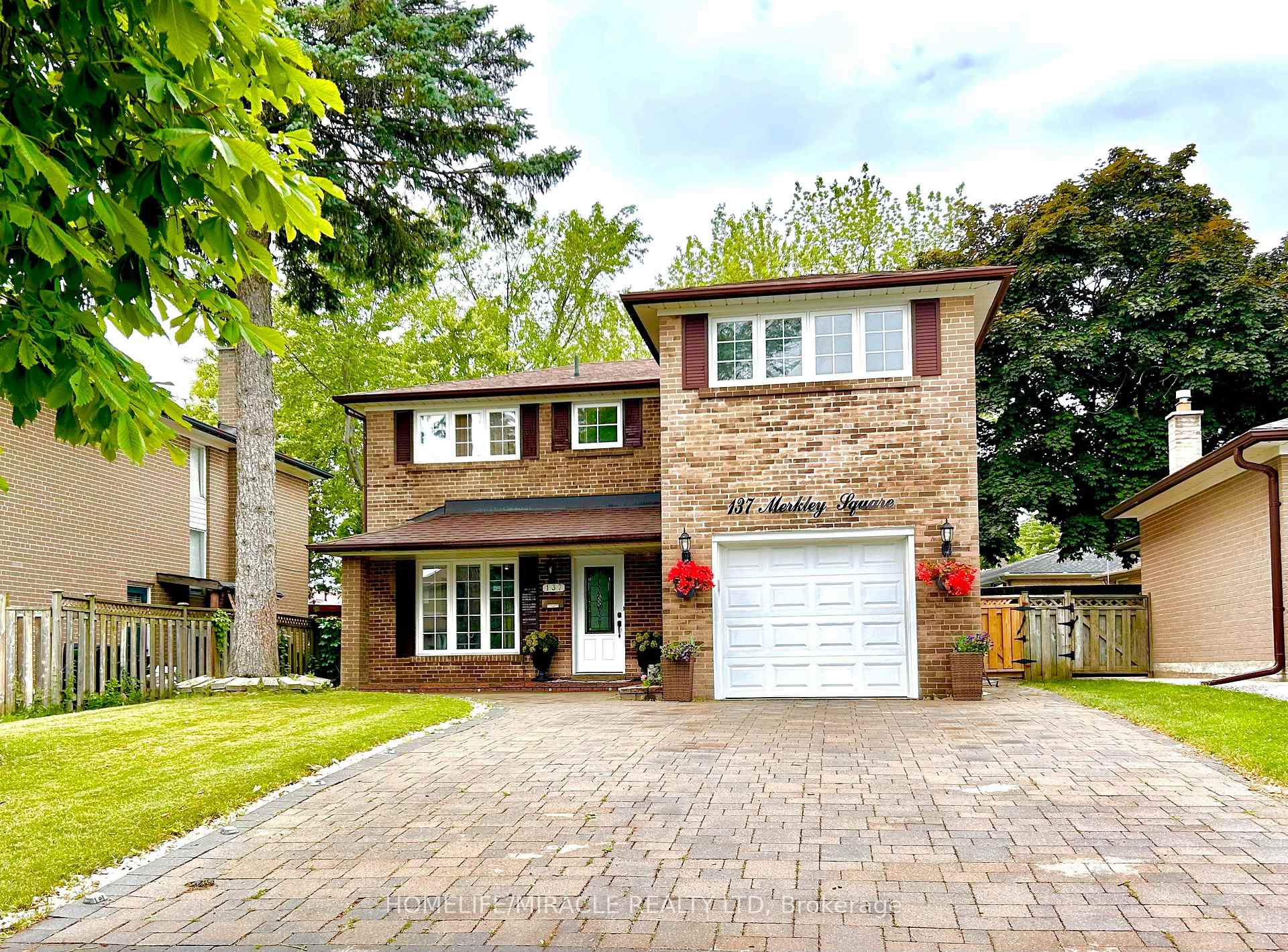 137 Merkley Square, Toronto, ON M1G 2Y5, Toronto E09 — photo 1