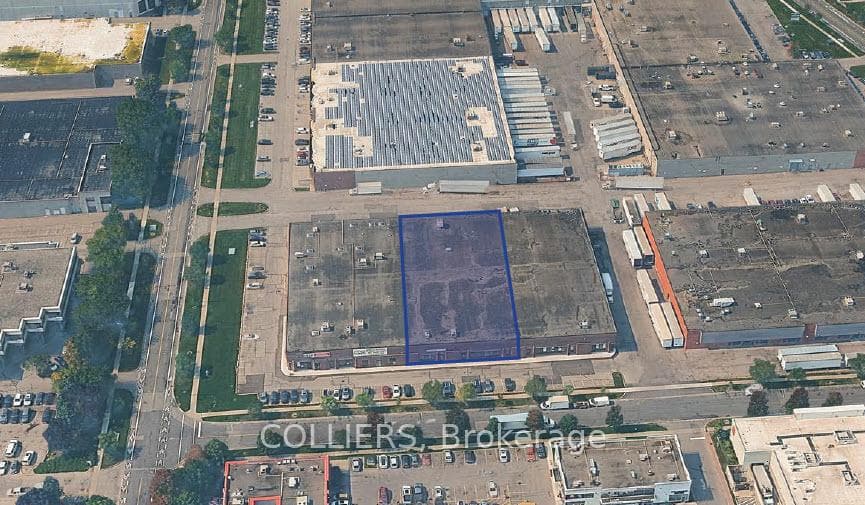 1100 Lodestar Road 5-6, Toronto, ON M3J 2Z4, Toronto W05 — photo 1