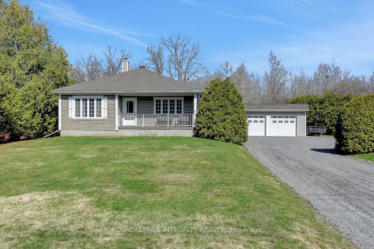 1099 Old Montreal Road, Orleans - Cumberland and Area, ON K4A 3N6, Orleans - Cumberland and Area — photo 1