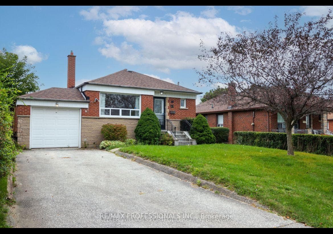41 Tavistock Road B, Toronto, ON M3M 2N5, Toronto W05 — photo 1