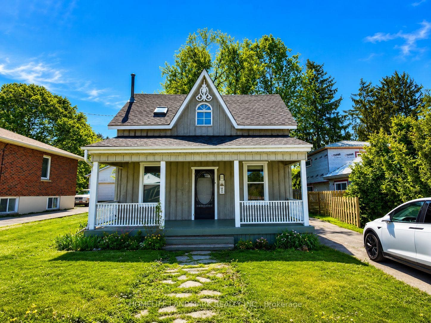 111 Penetang Street, Barrie, ON L4M 1V7, Barrie — photo 1