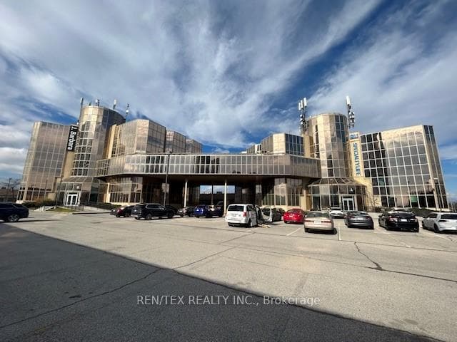 8000 Jane Street 201, Vaughan, ON L4K 5B8, Vaughan — photo 1