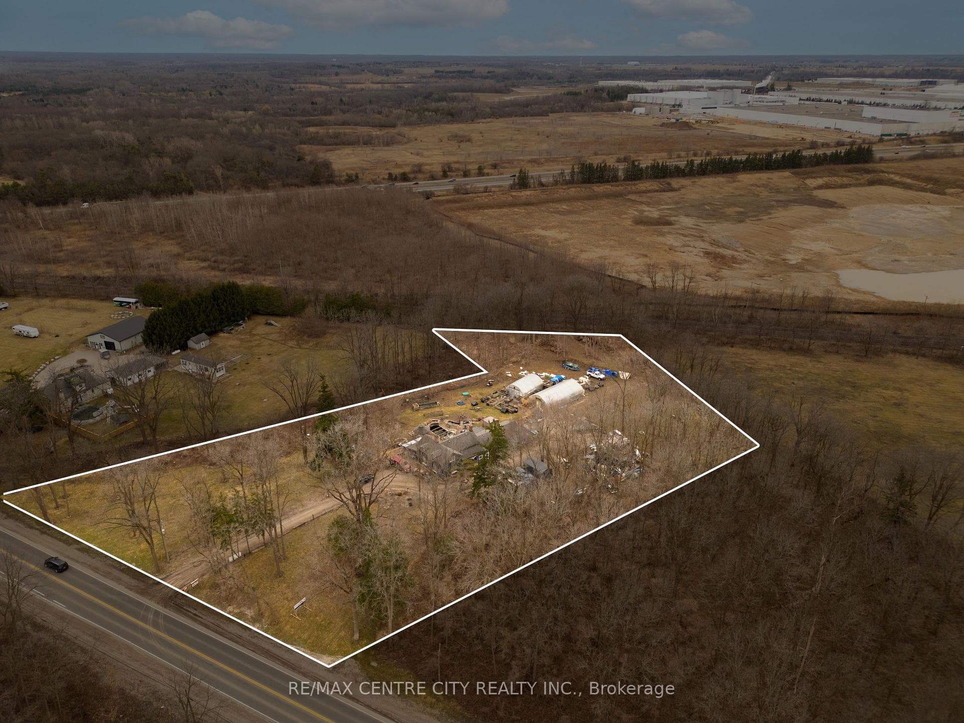 369 Paris Road, Brant, ON N3T 5L8, Brant — photo 1