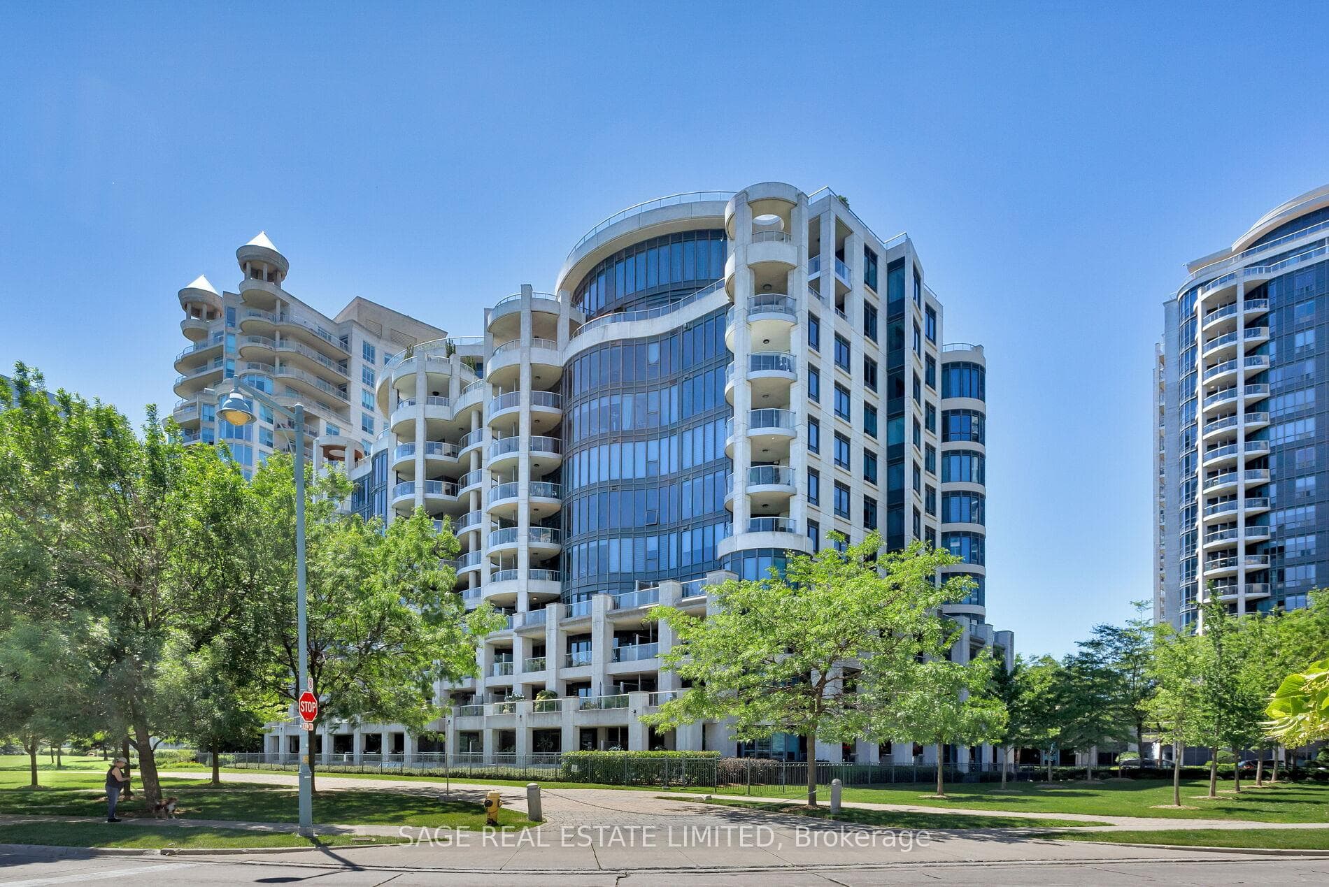 2095 Lake Shore Boulevard W 519, Toronto, ON M8V 4G4, Toronto W06 — photo 1
