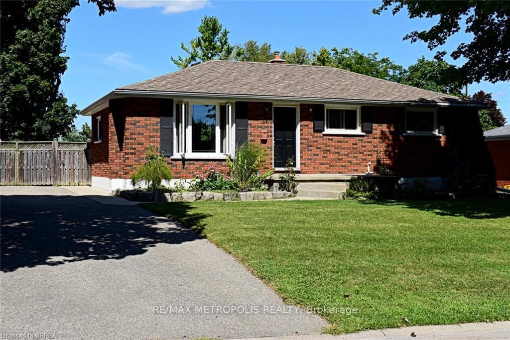 5 Mccammon Street UPPER, Brant, ON N3L 1V8, Brant — photo 1