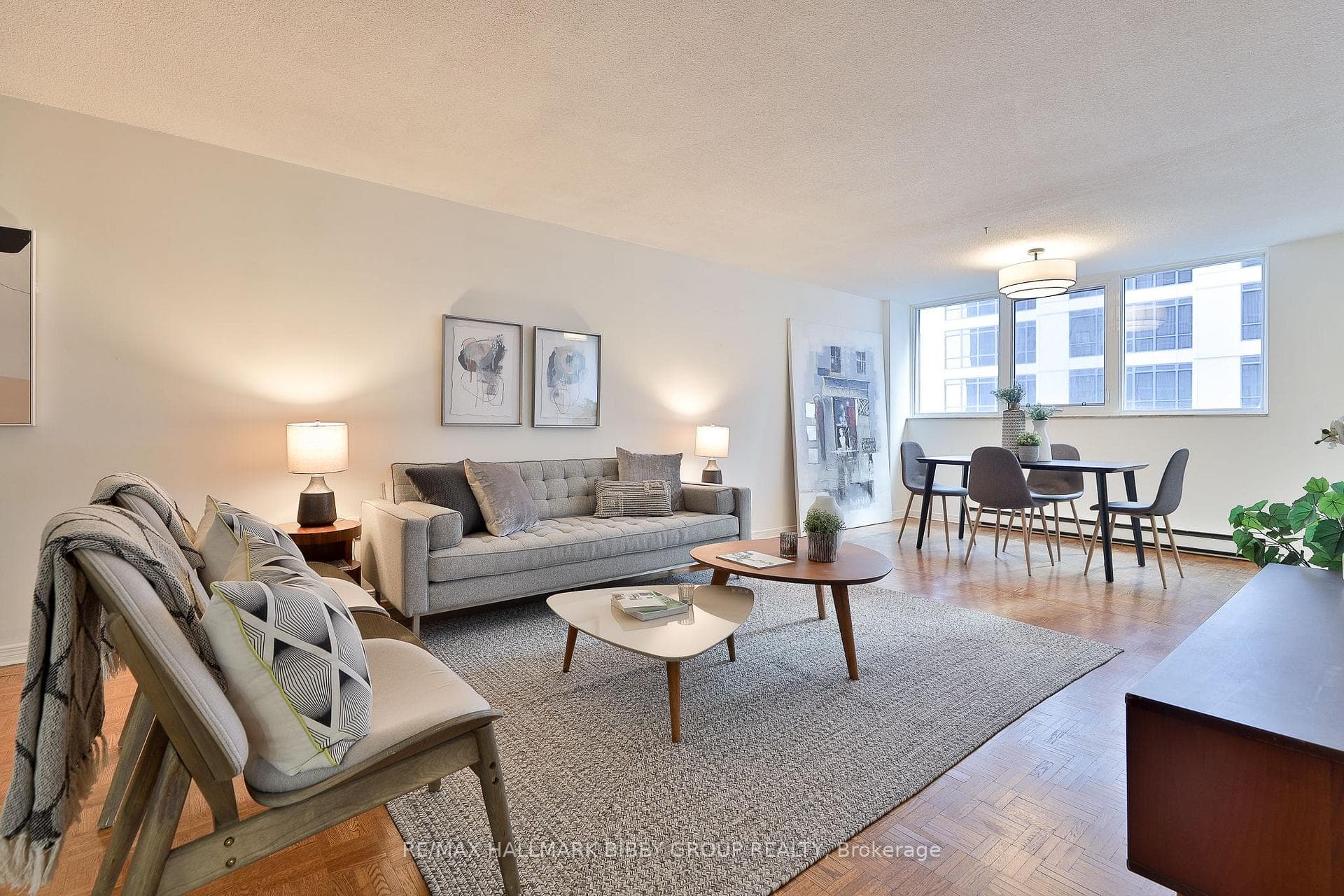 360 Bloor Street E 1007, Toronto, ON M4W 3M3, Toronto C09 — photo 1