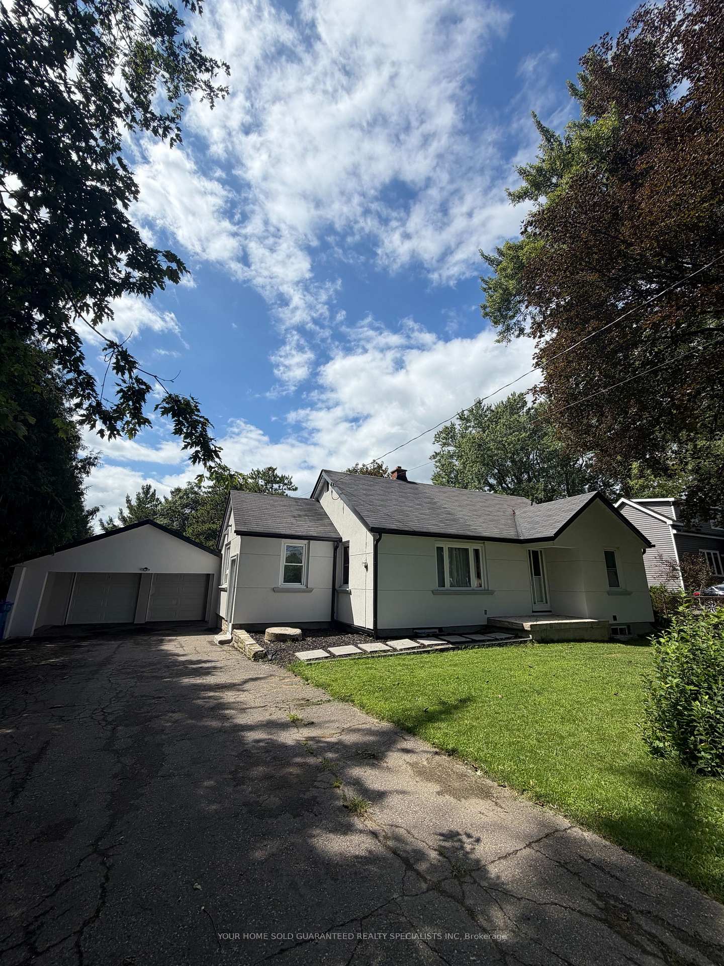 14376 JANE Street, King, ON L0G 1J0, King — photo 1