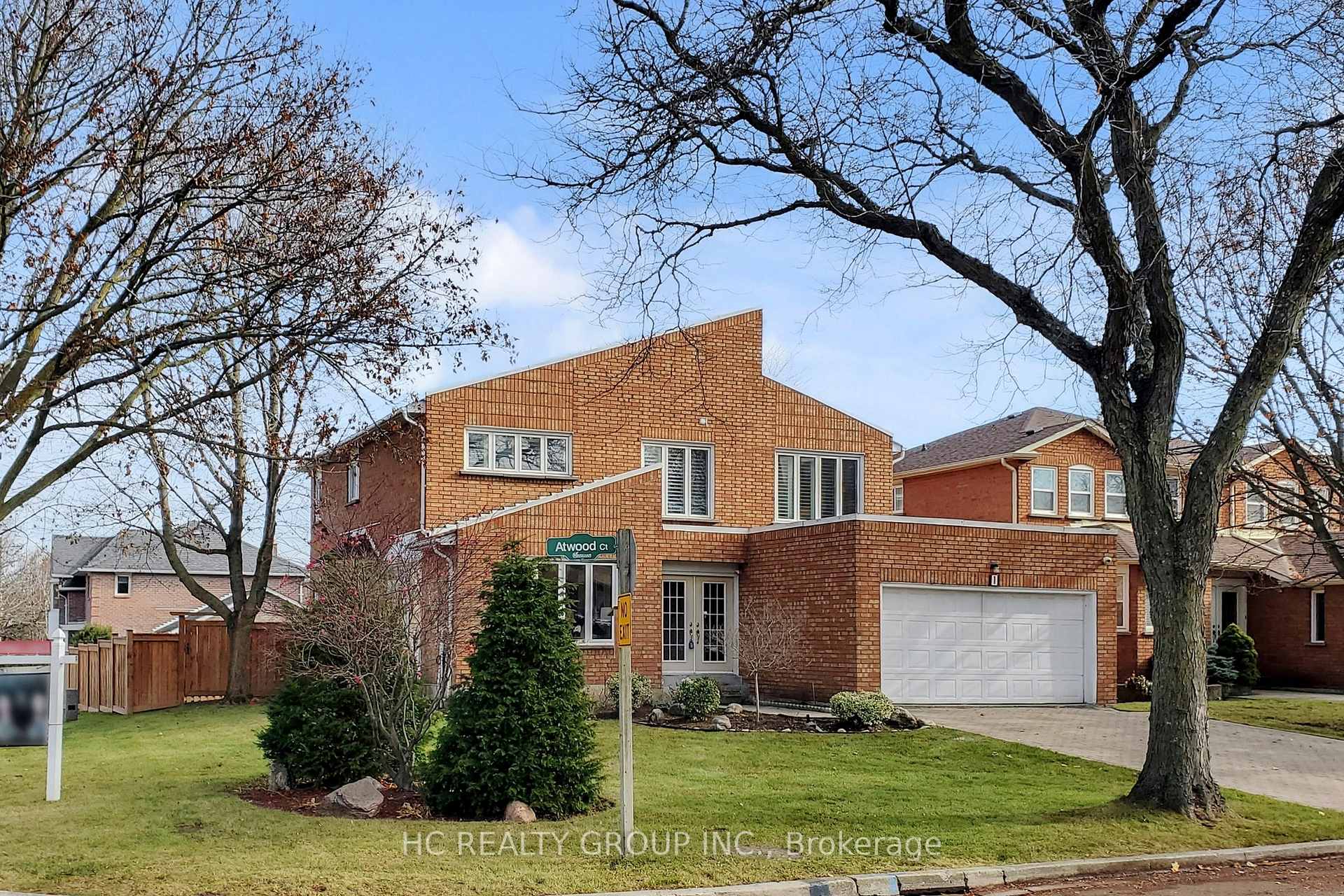 1 Atwood Court, Markham, ON L3T 6T4, Markham — photo 1