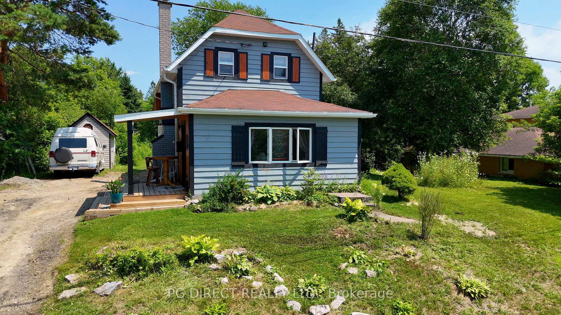 160 Centre Street, Burk's Falls, ON P0A 1C0, Burk's Falls — photo 1