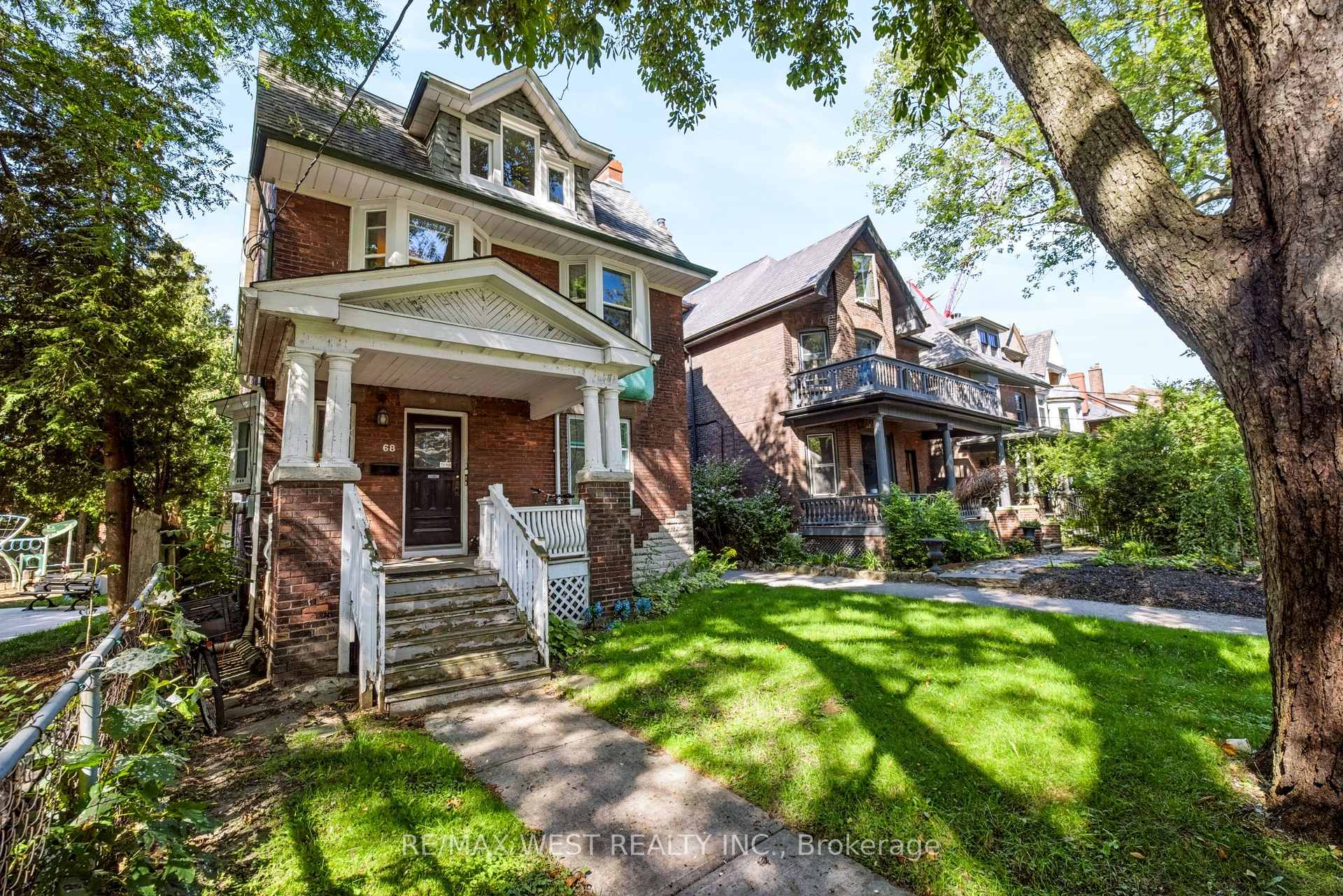 68 Beaty Avenue, Toronto, ON M6K 3B4, Toronto W01 — фото 1