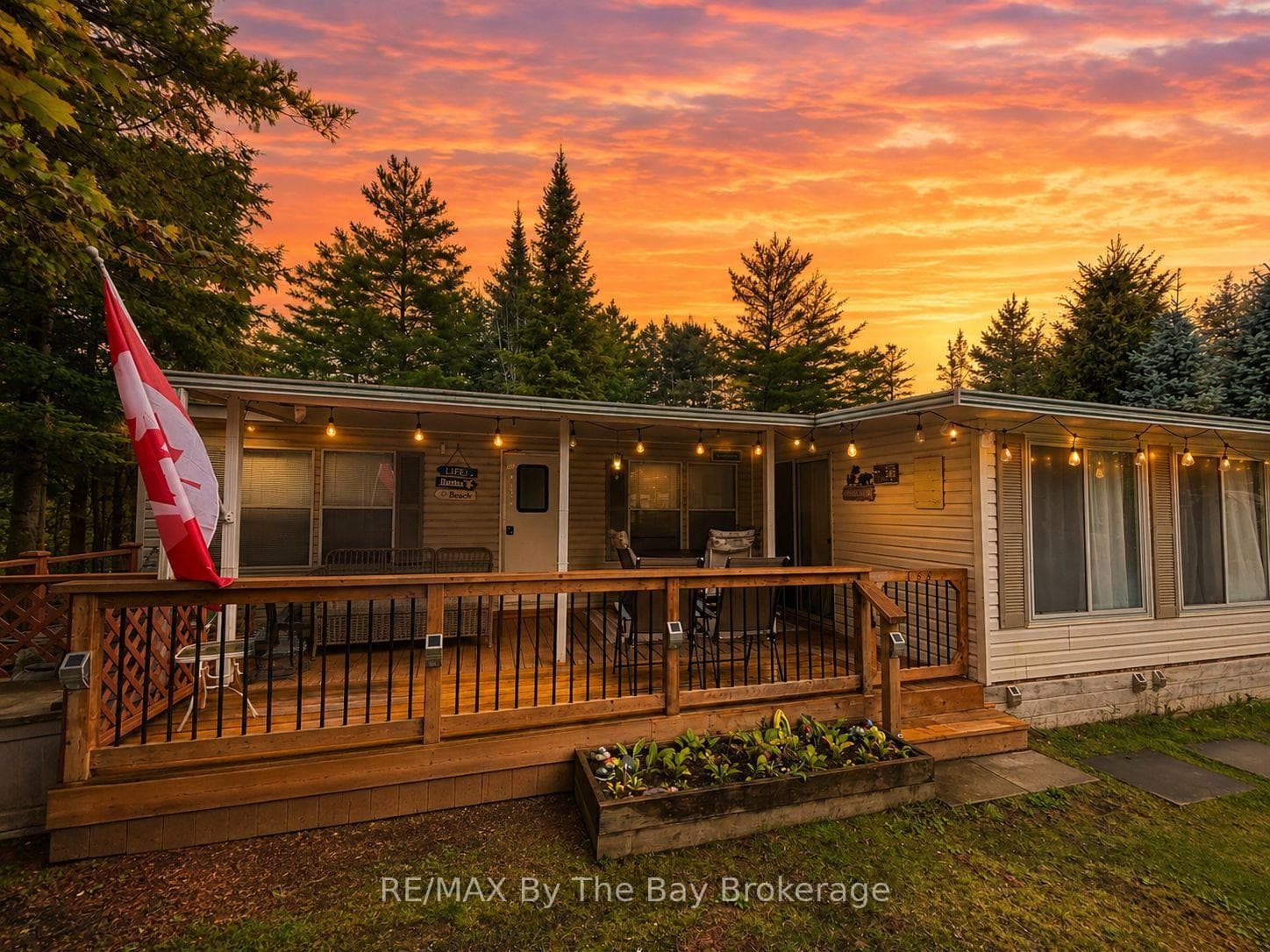 85 THEME PARK Drive 168, Wasaga Beach, ON L9Z 1X7, Wasaga Beach — photo 1