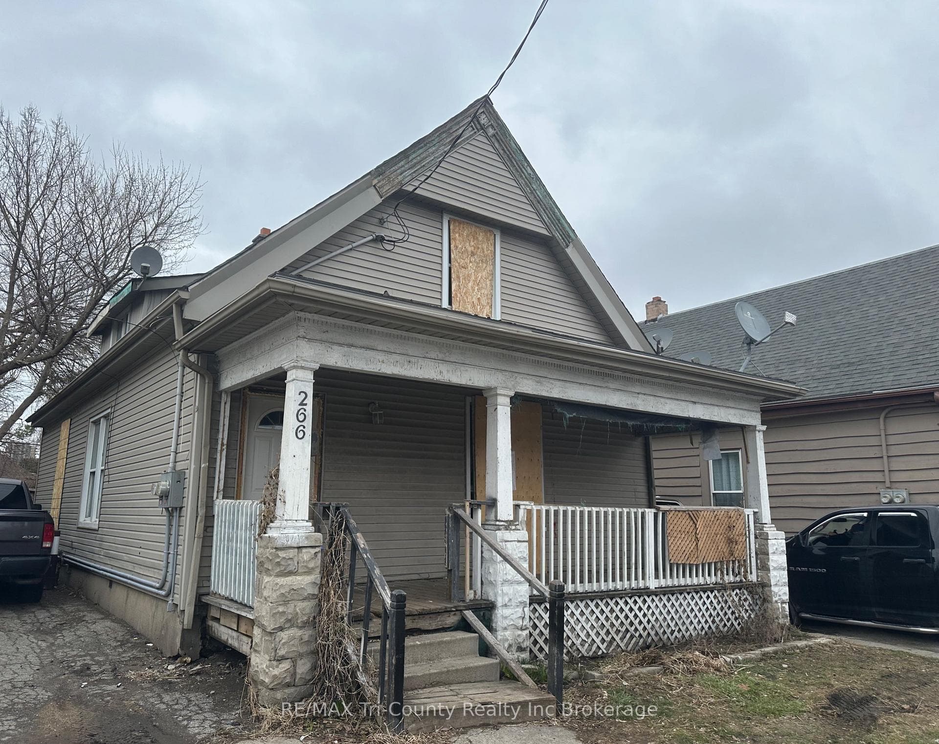 266 Hamilton Road, London East, ON N5Z 1R3, London East — photo 1