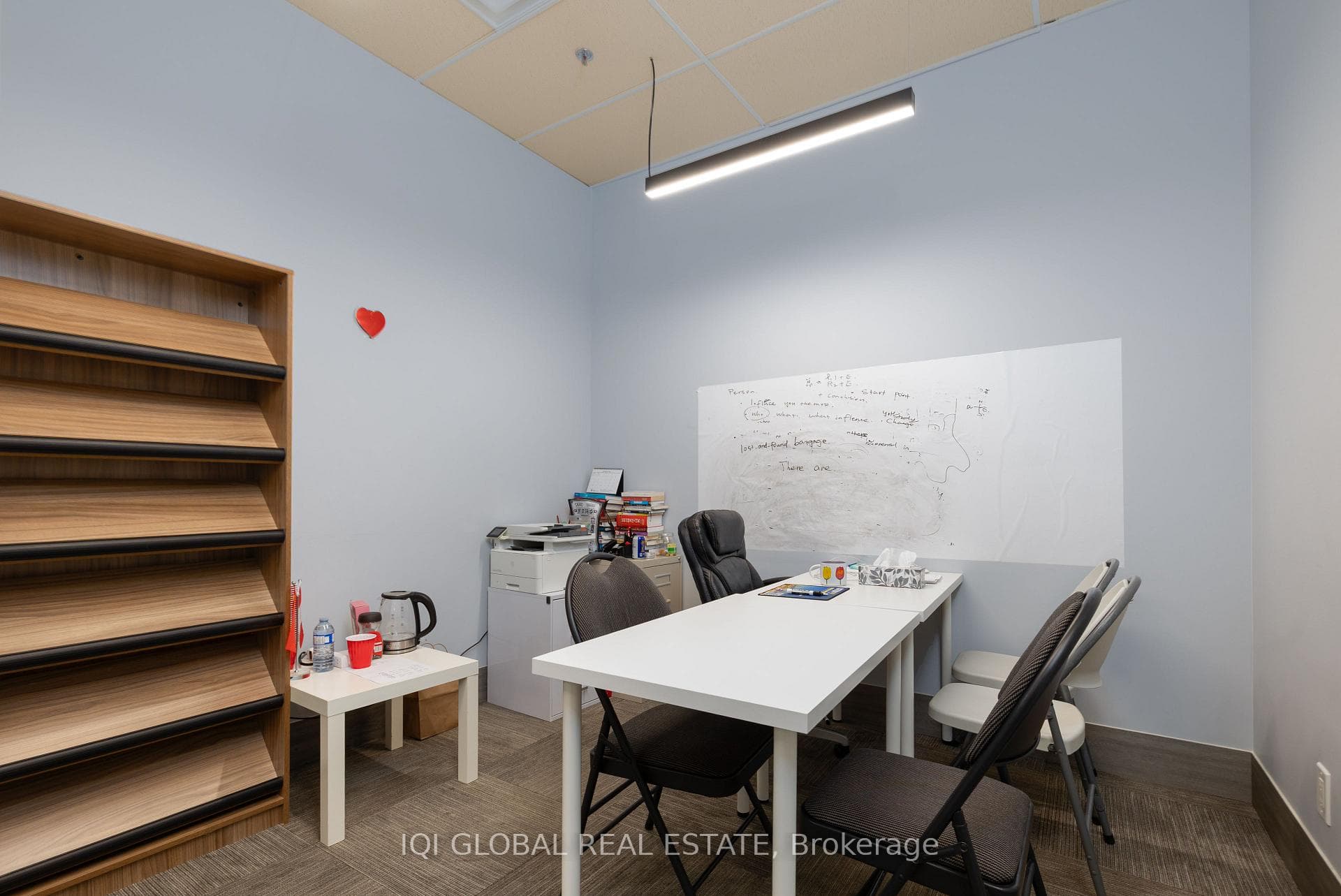 60 Scarsdale Road 112, Toronto, ON M3B 2R7, Toronto C13 — photo 1