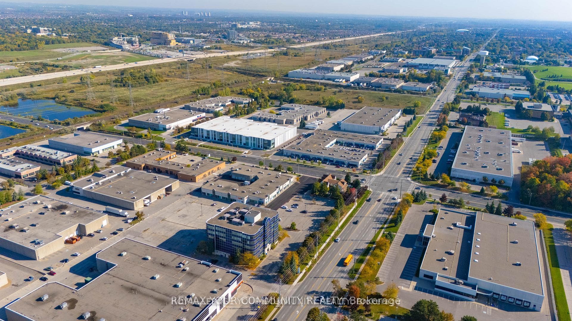 3950 14th Avenue 604, Markham, ON L3R 0A9, Markham — photo 1