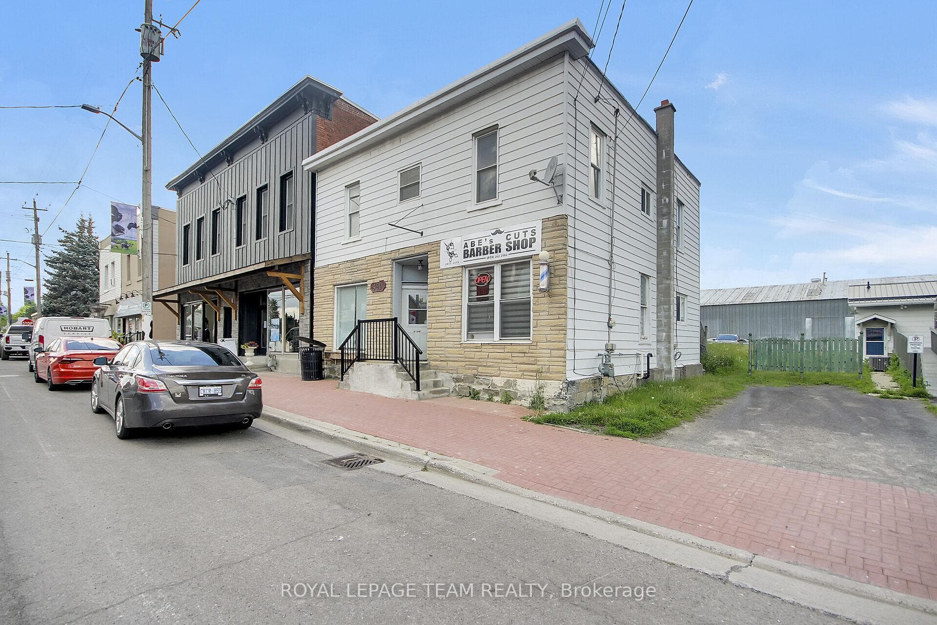 490 Main Street, North Dundas, ON K0C 2K0, North Dundas — photo 1
