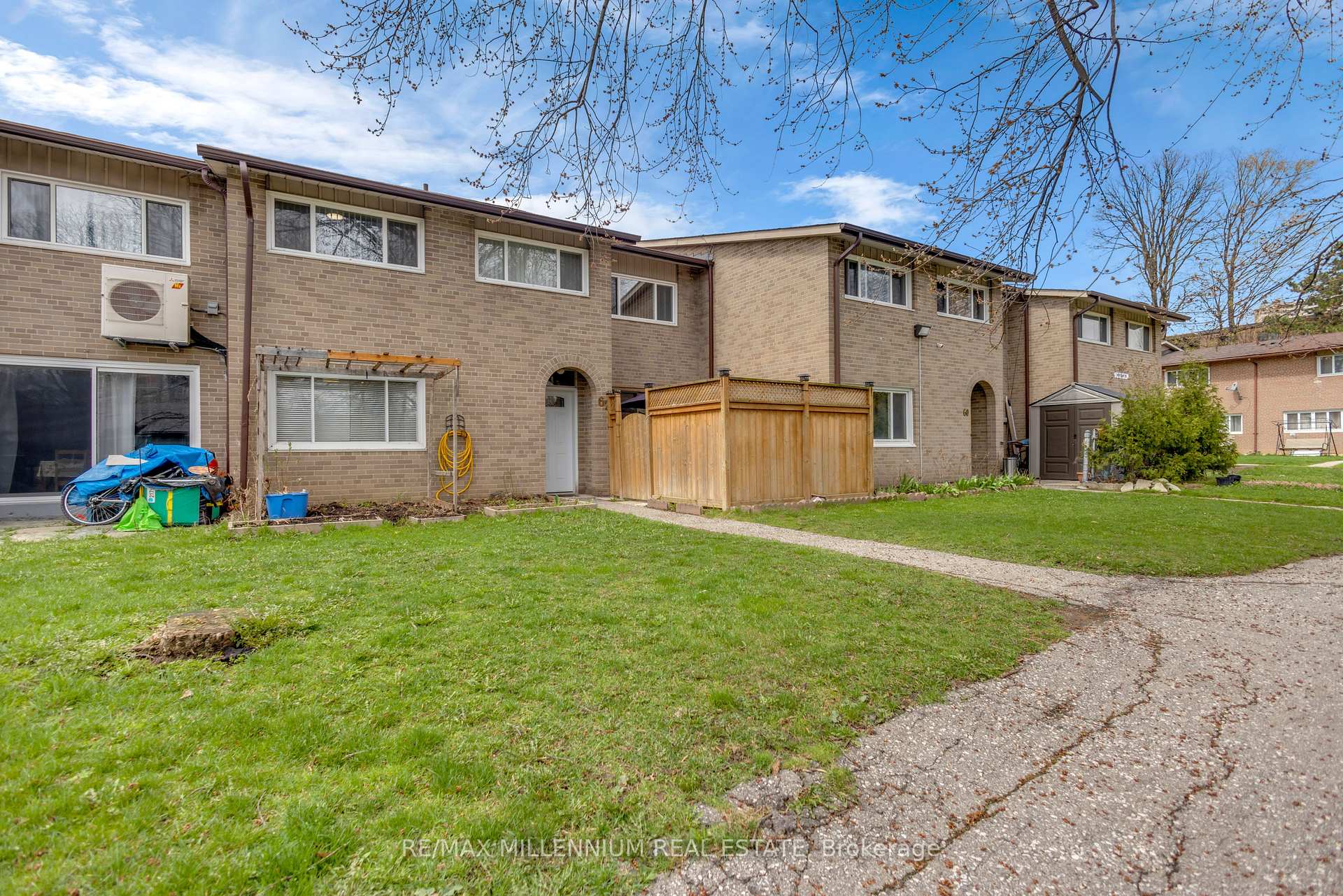 79 Driftwood Avenue 62, Toronto, ON M3N 2M7, Toronto W05 — photo 1