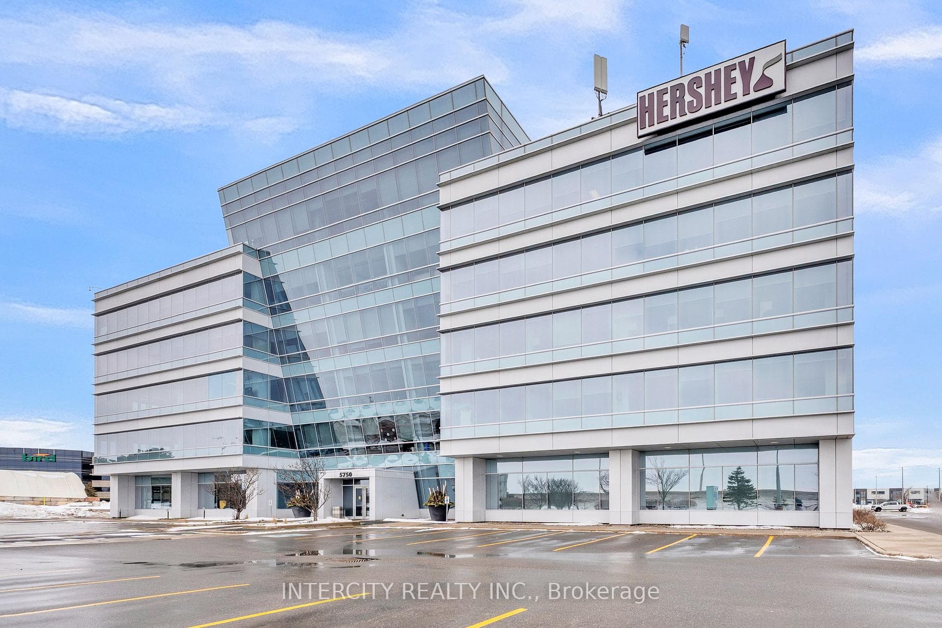 5750 Explorer Drive 202, Mississauga, ON L4W 5K9, Mississauga — photo 1