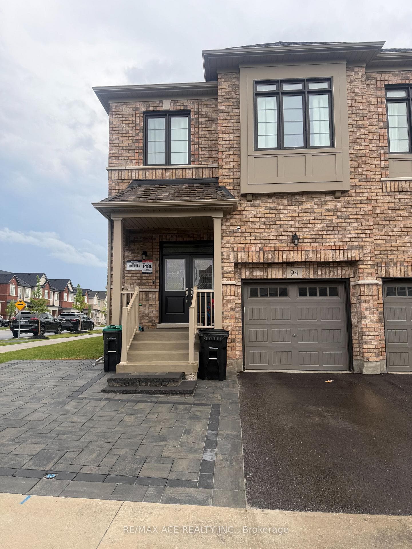 94 Phoenix Boulevard, Barrie, ON L9J 0R7, Barrie — photo 1