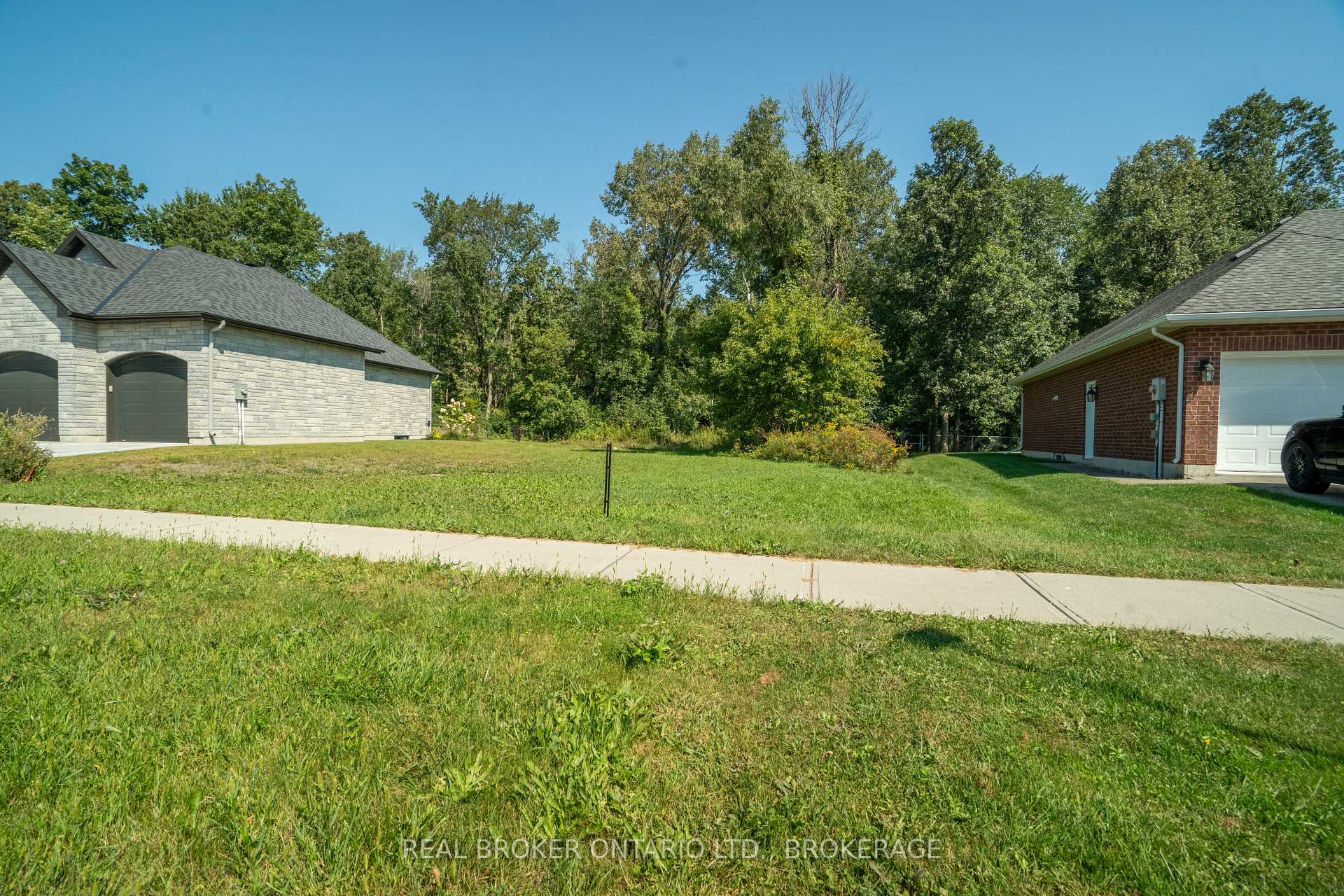 1265 RIVERDALE Avenue, Cornwall, ON K6J 0B7, Cornwall — photo 1