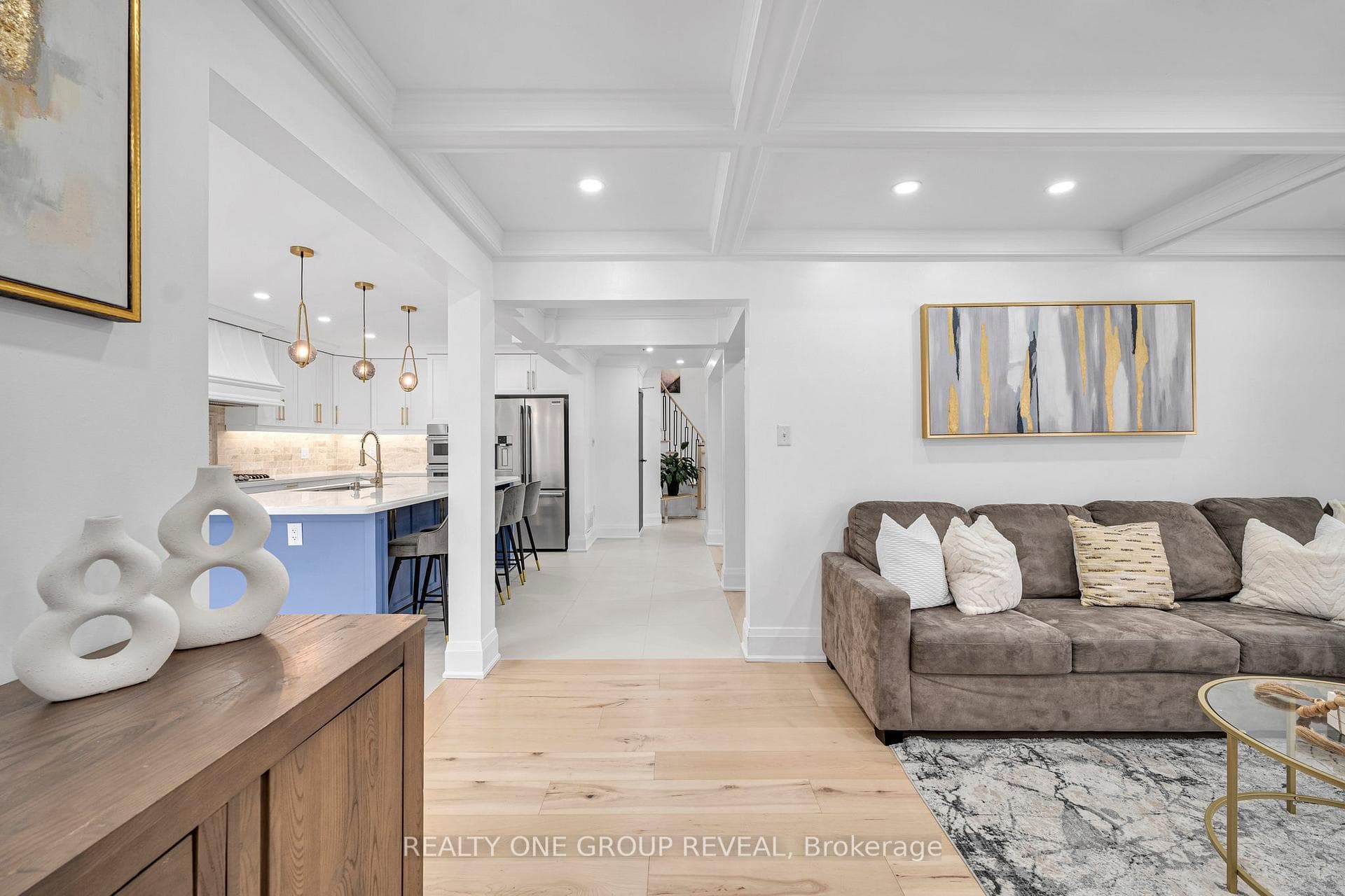 1 Bridgid Drive, Whitby, ON L1P 1T7, Whitby — photo 1
