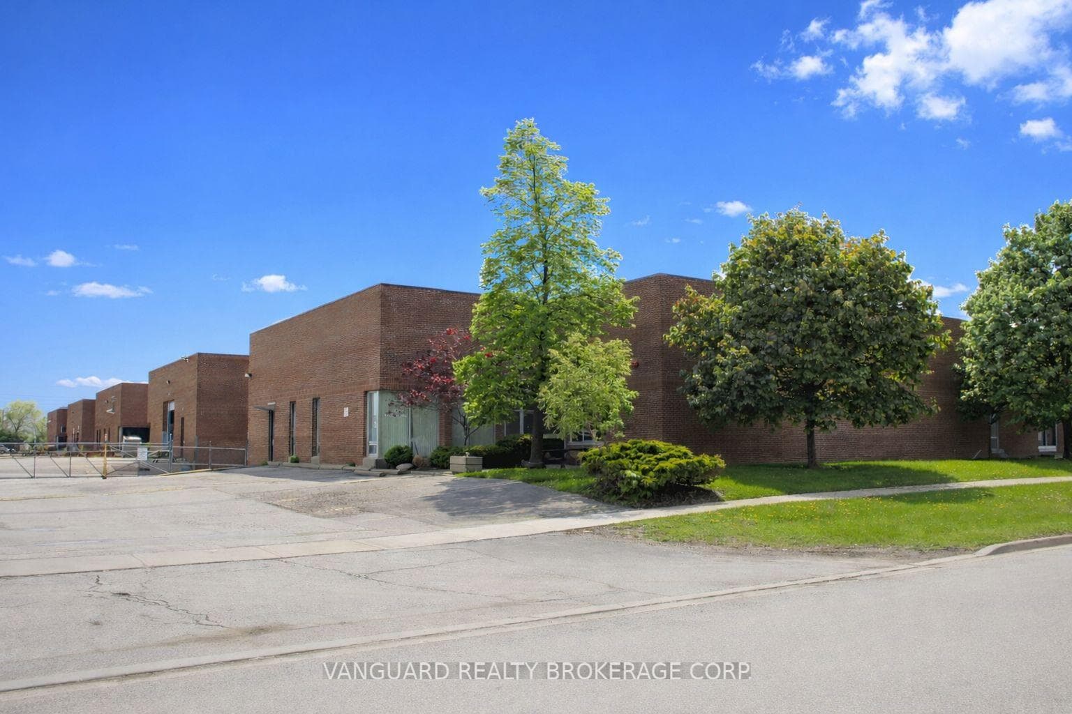 37 Racine Road 5, Toronto, ON M9W 2Z4, Toronto W10 — photo 1