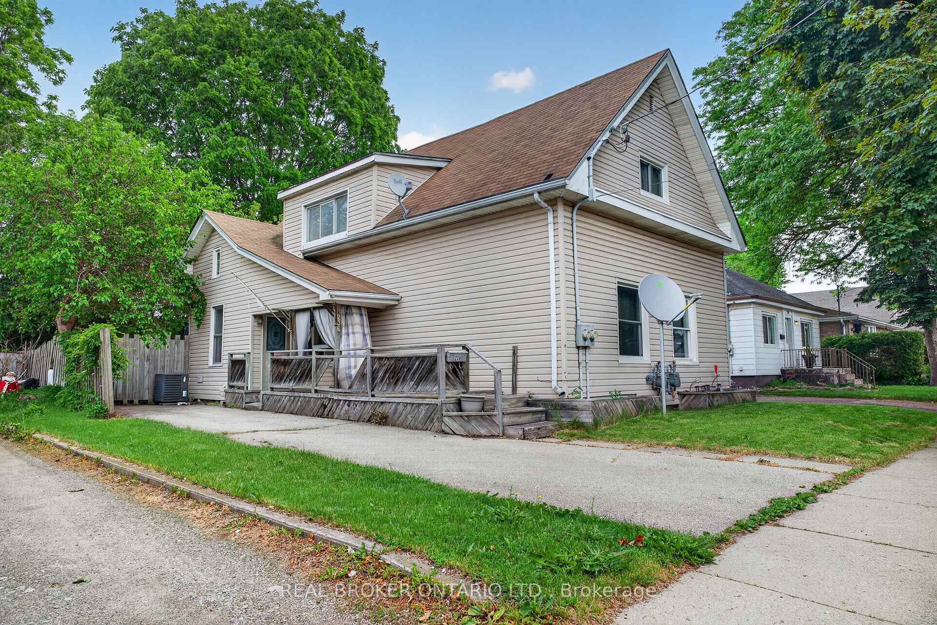 236 Marlborough Street, Brantford, ON N3S 4T3, Brantford — photo 1